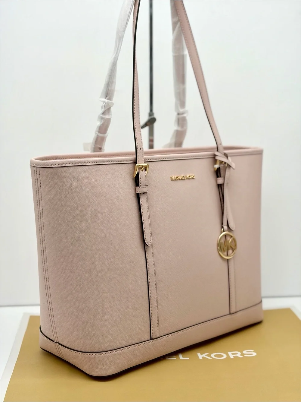 MICHAEL KORS Jet Set Travel Lg Top Zip Shoulder Tote Saffiano Leather Pwdr Blush